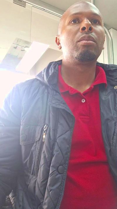irey_negro live cam on Cam4
