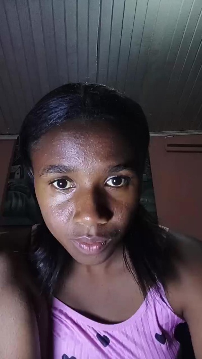 iris1 live cam on Cam4
