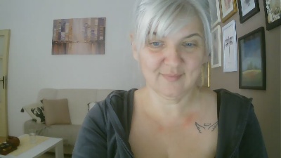 irma2 live cam on Cam4