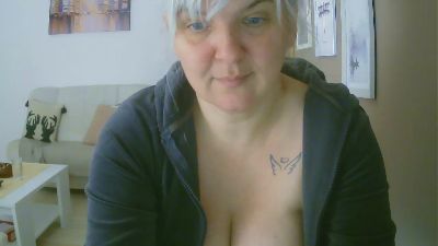 irma2 live cam on Cam4