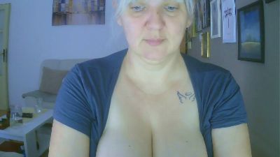 irma2 live cam on Cam4