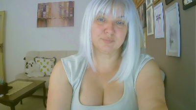 irma2 live cam on Cam4