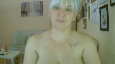 irma2 live cam on Cam4