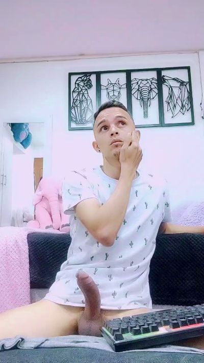 iron_james live cam on Cam4