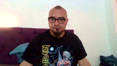 ironhell6 live cam on Cam4