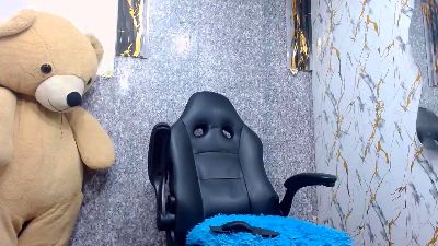 isa_X18 live cam on Cam4