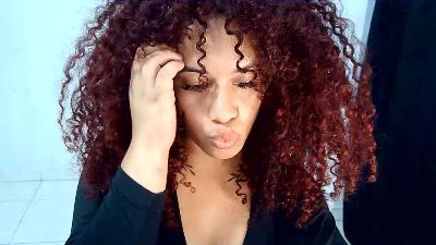isa_bellaxx live cam on Cam4