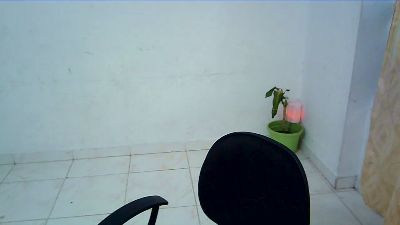 isa_bellaxx live cam on Cam4