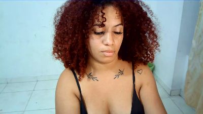 isa_bellaxx live cam on Cam4