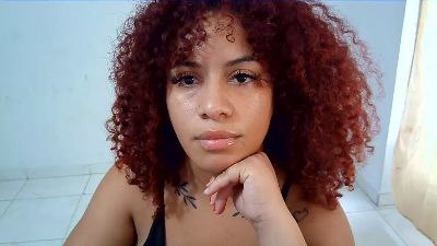 isa_bellaxx live cam on Cam4