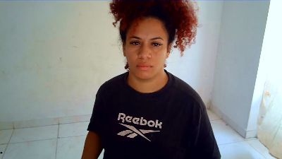 isa_bellaxx live cam on Cam4