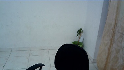 isa_bellaxx live cam on Cam4