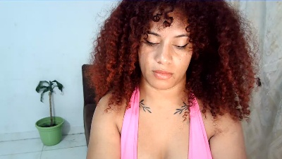 isa_bellaxx live cam on Cam4