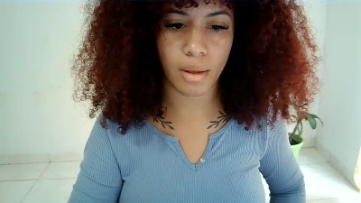 isa_bellaxx live cam on Cam4