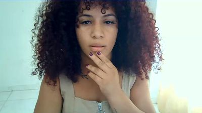 isa_bellaxx live cam on Cam4