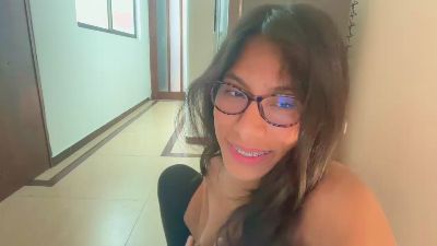isabel_stone3 live cam on Cam4