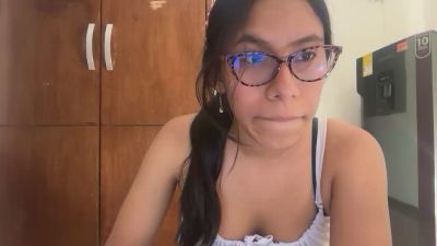 isabel_stone3 live cam on Cam4