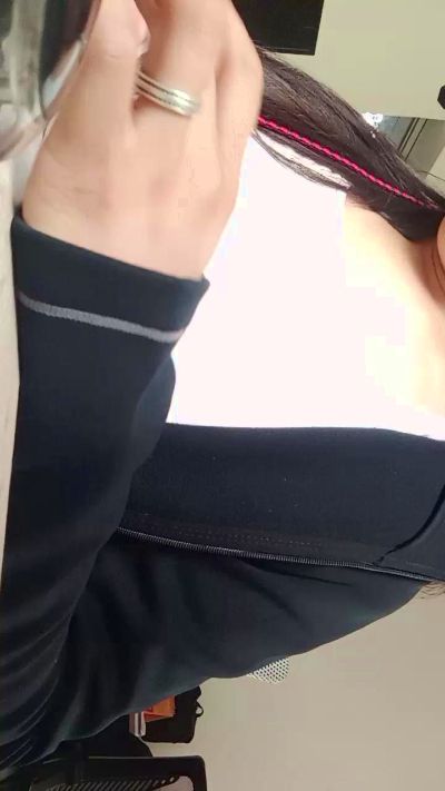 isabella22 live cam on Cam4