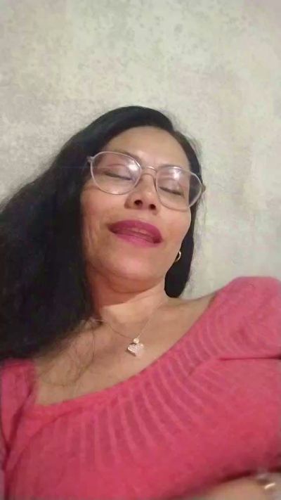 isabella238 live cam on Cam4