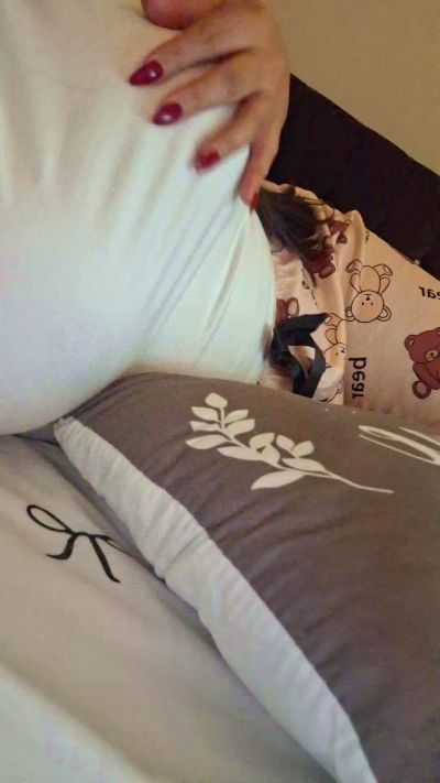 isabella323 live cam on Cam4