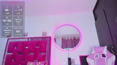 isabella_lovest live cam on Cam4