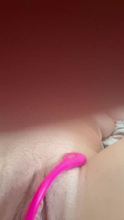 isabelleelunaa1 live cam on Cam4