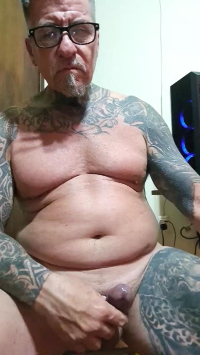 isakito23hot live cam on Cam4