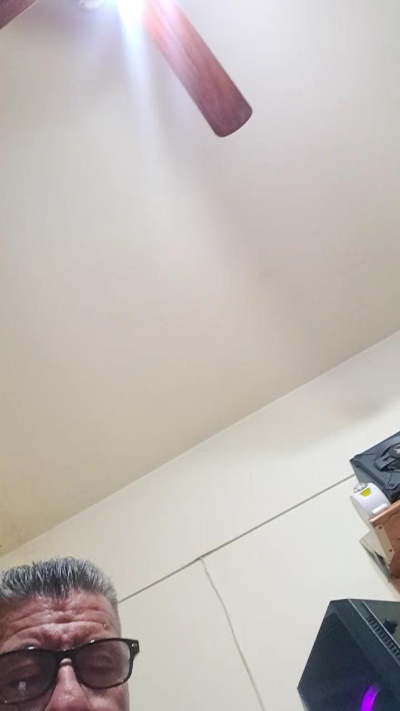 isakito23hot live cam on Cam4