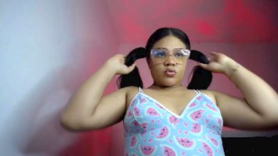 isamoon_hot live cam on Cam4