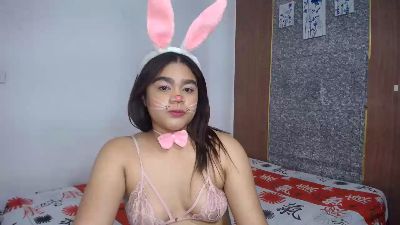 isamoon_hot live cam on Cam4