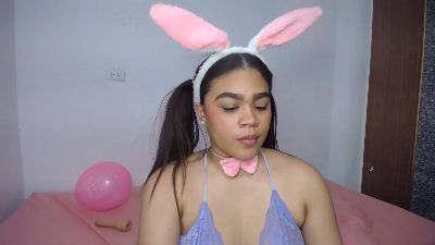 isamoon_hot live cam on Cam4