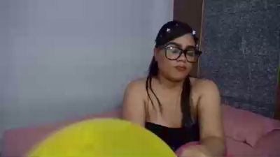 isamoon_hot live cam on Cam4