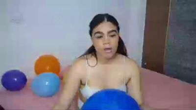 isamoon_hot live cam on Cam4