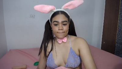 isamoon_hot live cam on Cam4