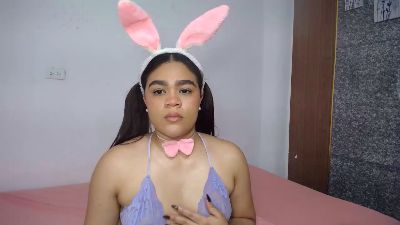 isamoon_hot live cam on Cam4