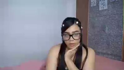 isamoon_hot live cam on Cam4