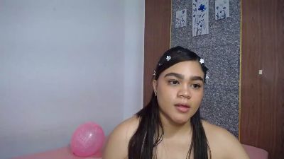 isamoon_hot live cam on Cam4