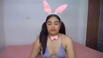 isamoon_hot live cam on Cam4