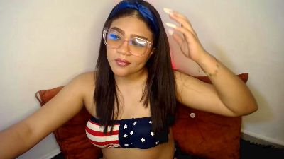 isamoon_hot live cam on Cam4