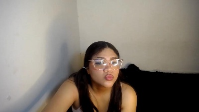 isamoon_hot live cam on Cam4