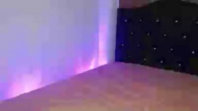 isamoon_hot live cam on Cam4