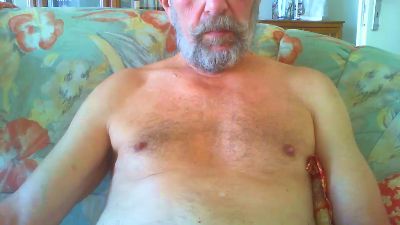 isarsurfer1 live cam on Cam4