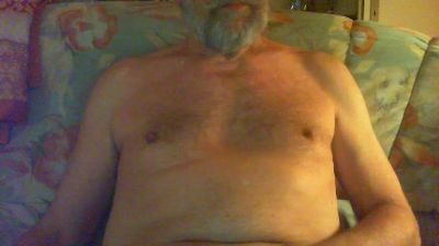 isarsurfer1 live cam on Cam4