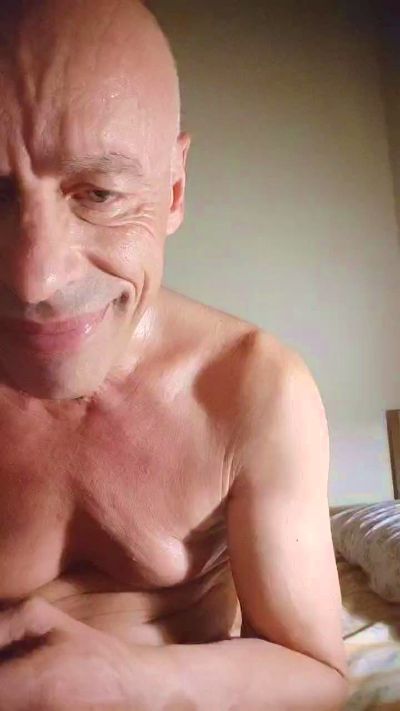 ismini56 live cam on Cam4