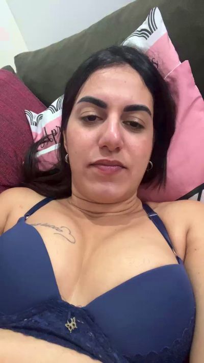 isobelflor_xxx live cam on Cam4