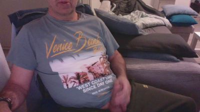 ita_stallon live cam on Cam4