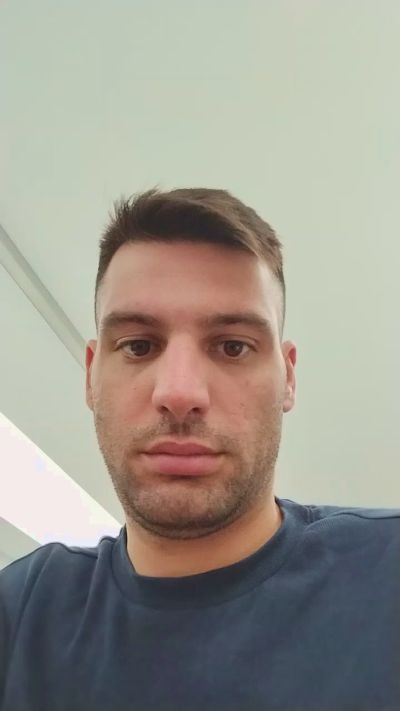 italian_bull1 live cam on Cam4