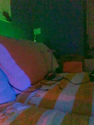italianbros4 live cam on Cam4