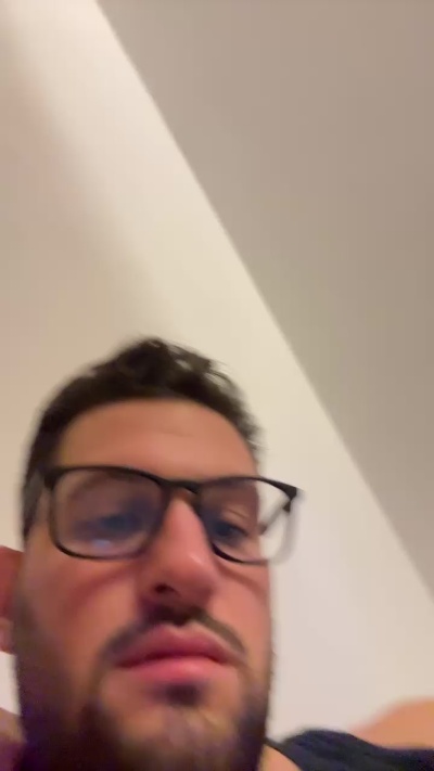 italybigboy234 live cam on Cam4