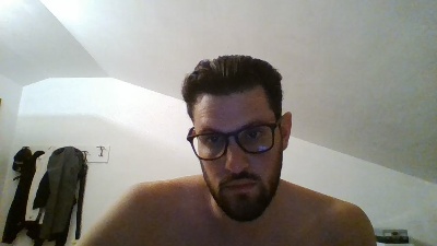 italybigboy234 live cam on Cam4